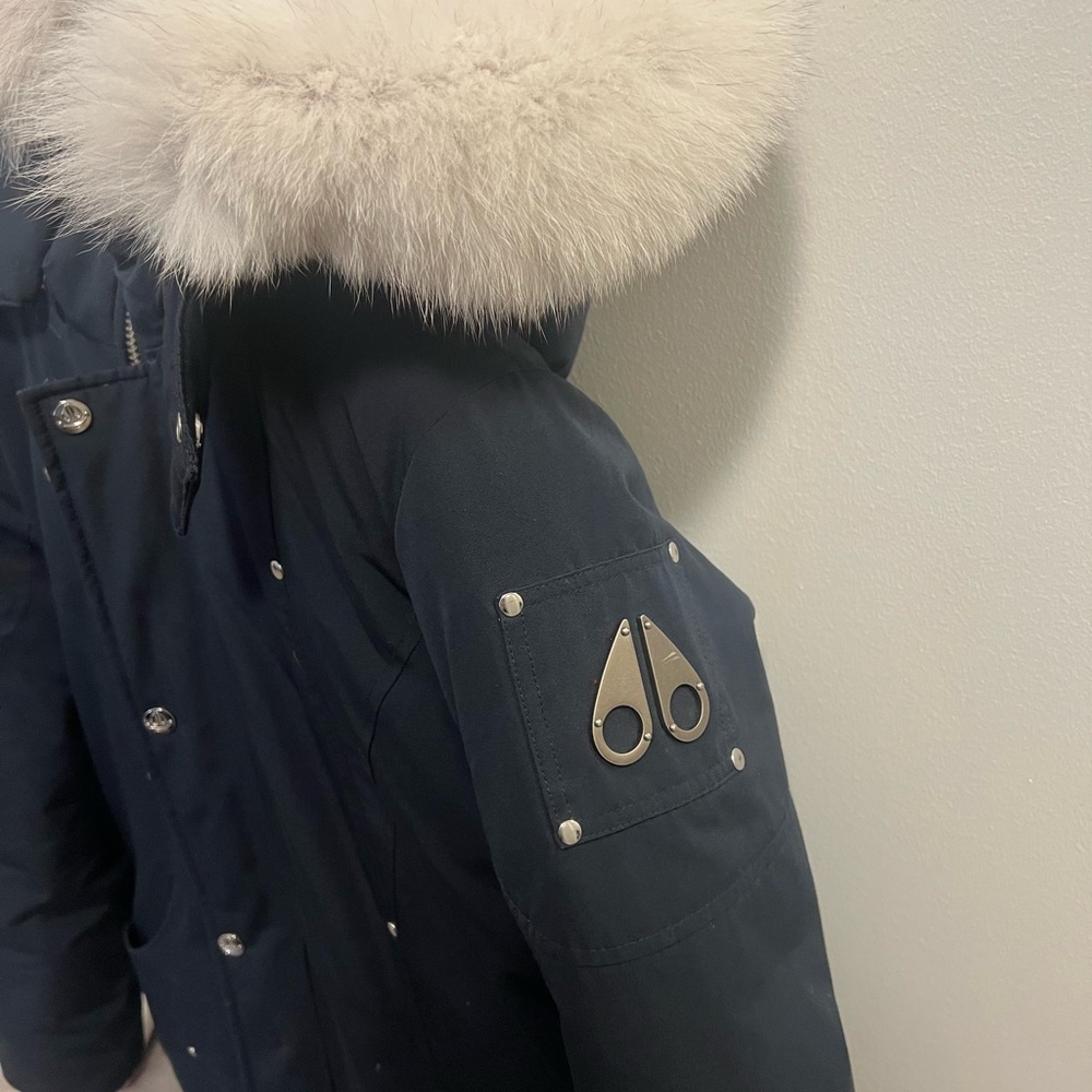 Moose Knuckles Kids Jacket in Navy and White
